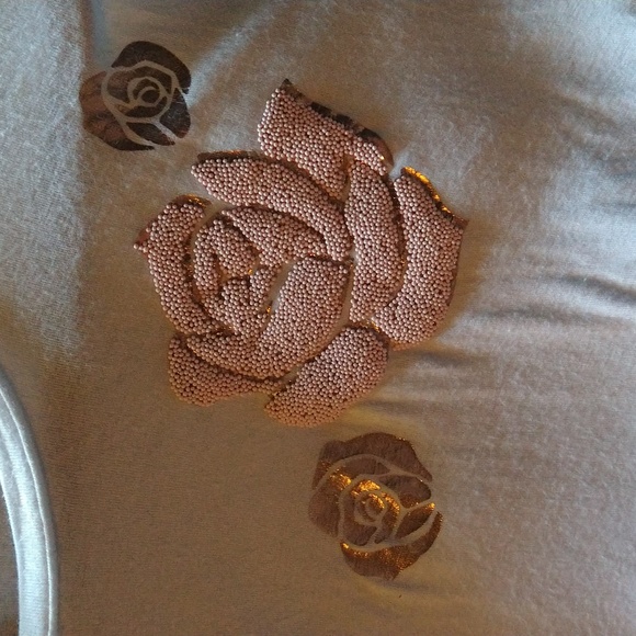 White Justice Active Shirt with Pink Rose 18/20 - Picture 3 of 5